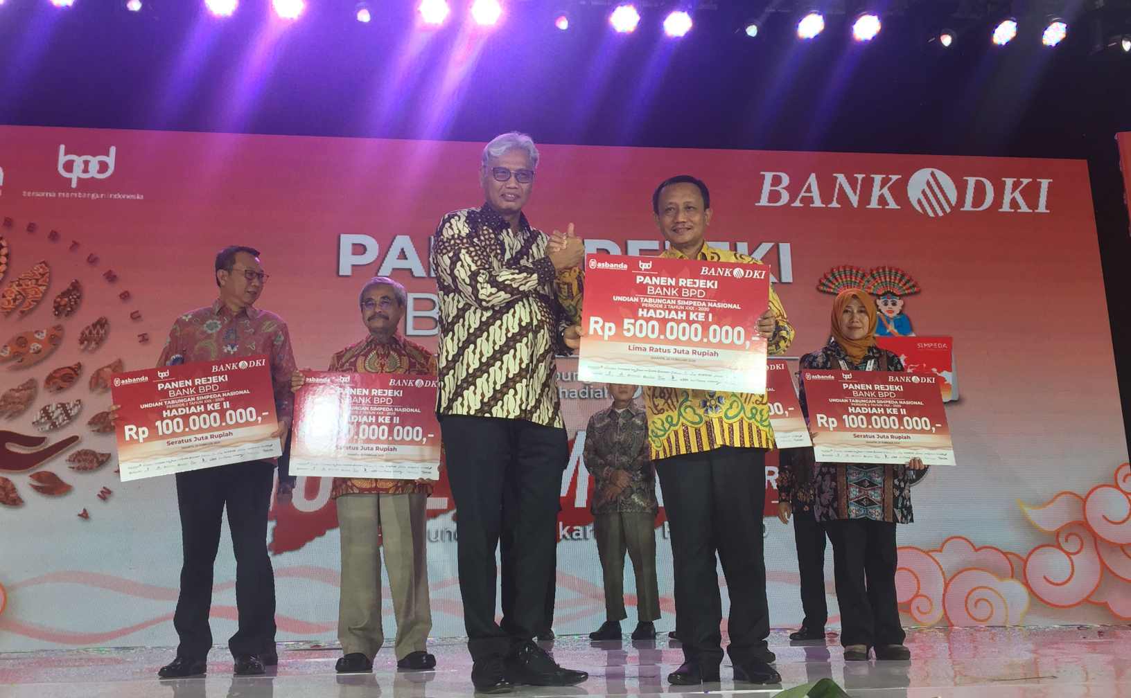 Nasabah Bank Bengkulu Raih Hadiah Utama Tabungan Simpeda Rp 500 Juta