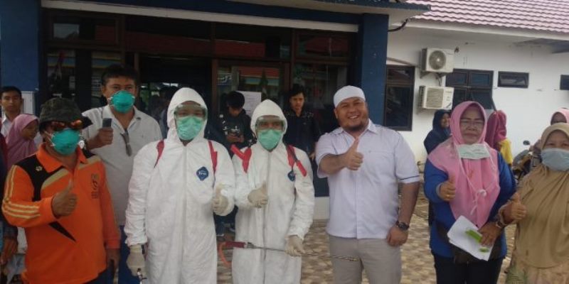 Cegah Corona, Dewan Kota Semprot Disinfektan Kantor Pelayanan Publik