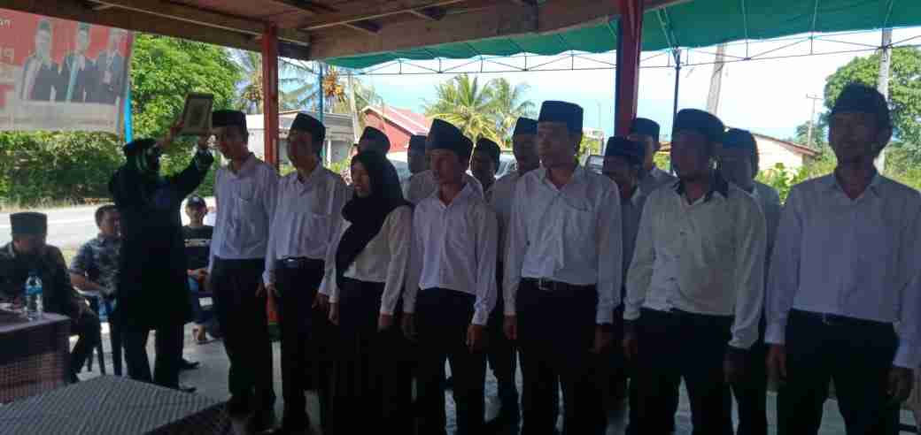 Pengawas Desa dan Kelurahan di Kecamatan Maje Dilantik
