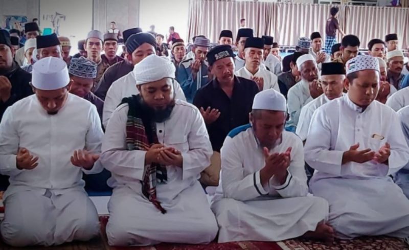 Jauhi dari Virus Corona, Wali Kota Gelar Salat Tobat dan Hajat