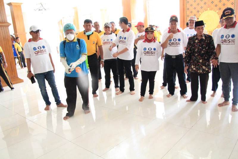 Berikan Jaminan Lamongan Aman dari Corona, Bupati Bentuk Tim Pencegahan