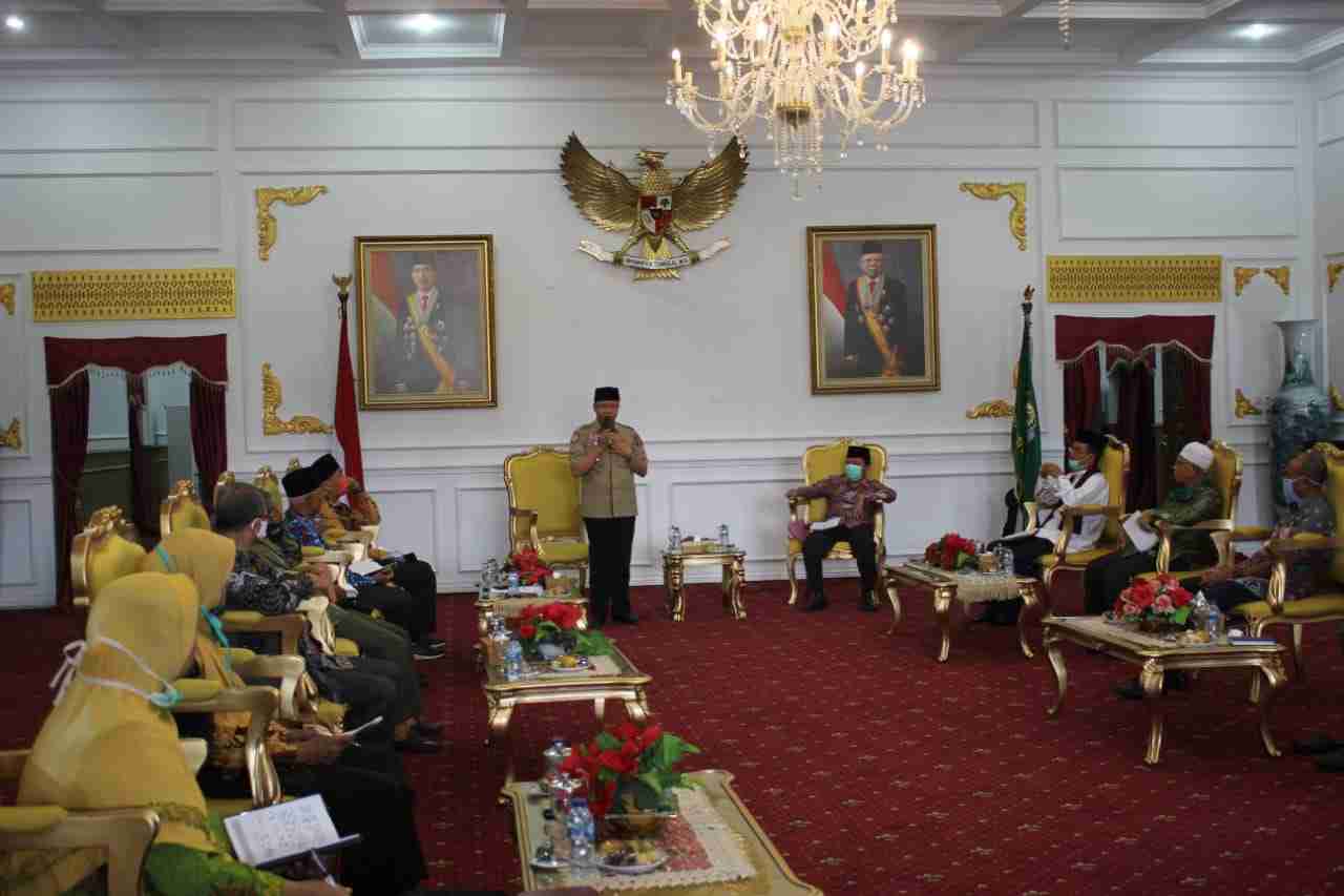 Tokoh Masyarakat Bengkulu “Angkek Tabik” Minta Kegaduhan Dihentikan