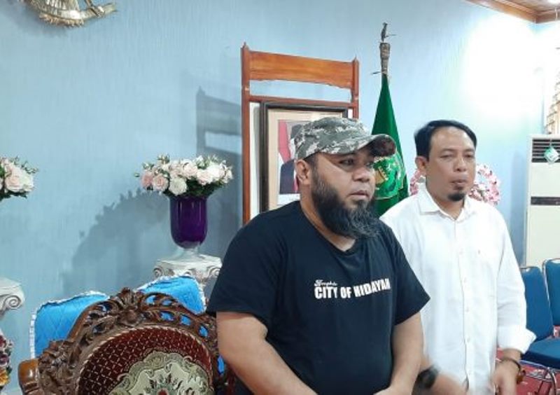 Walikota dan Wakil Walikota Bengkulu (dari kiri)