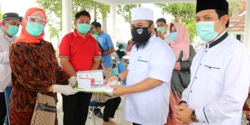Nakes Dapat Bantuan APD dan Vitamin dari Walikota Bengkulu