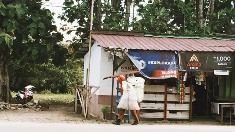 Simalakama Rakyat Kecil