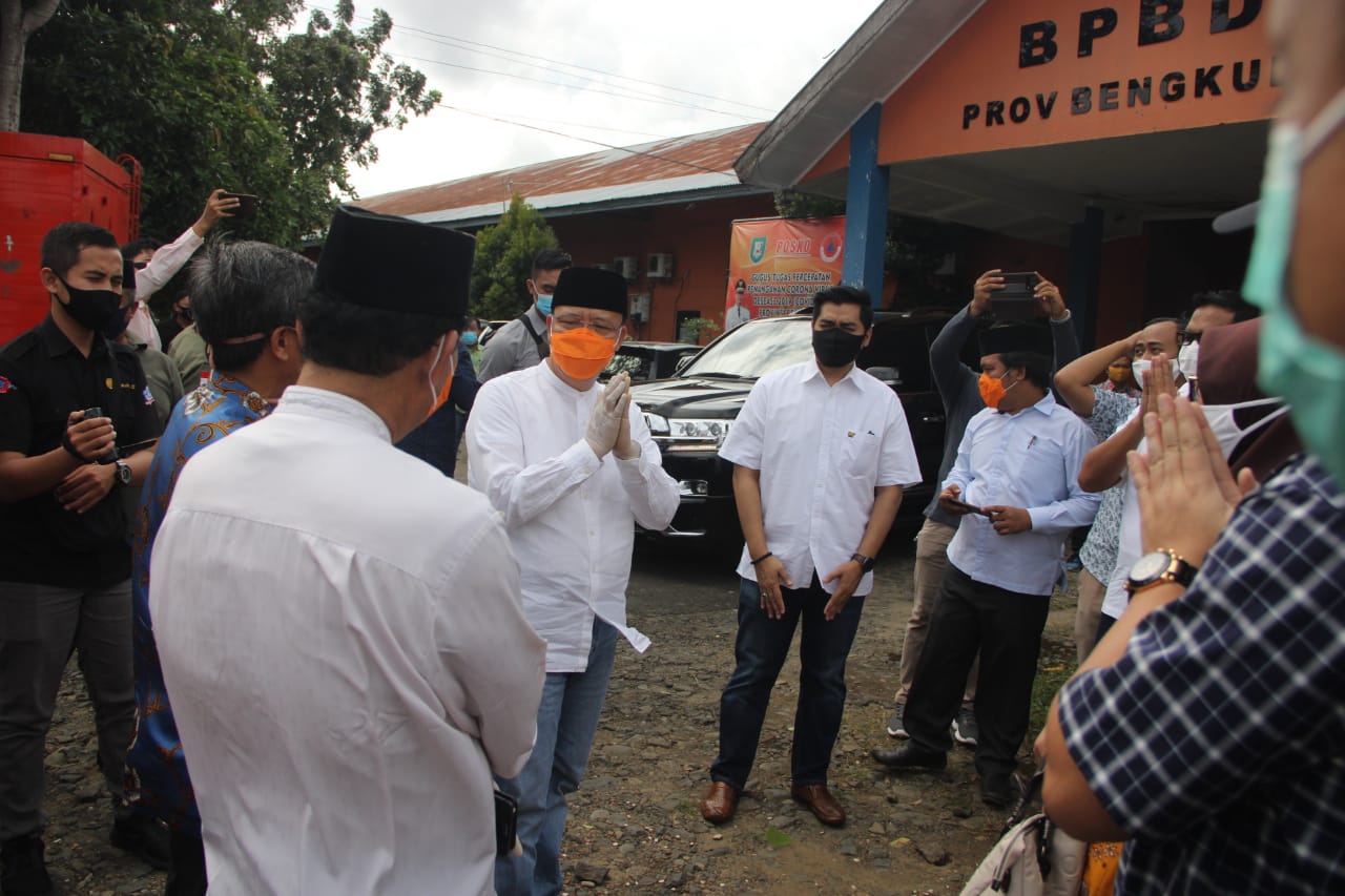 Satgas Korwil BUMN Bengkulu Salurkan Bantuan APD untuk Tenaga Medis
