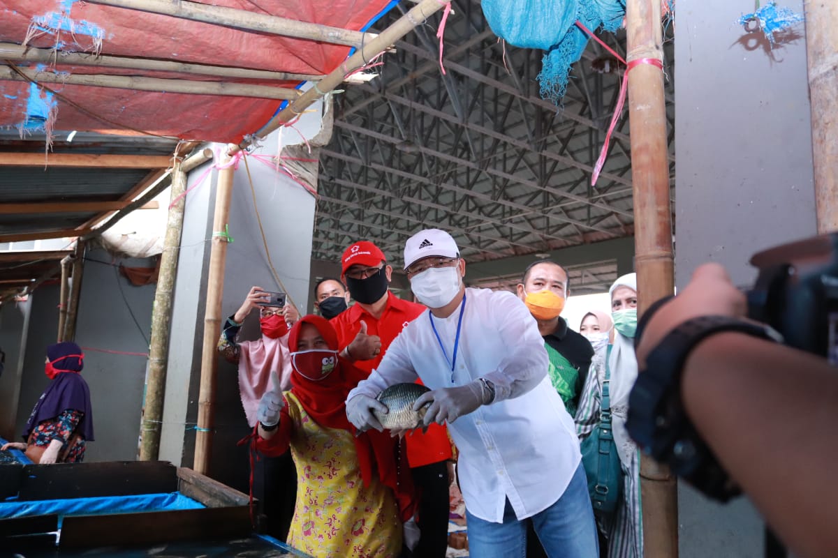 Di Lebong, Gubernur Rohidin Imbau Pedagang Patuhi Protokol Kesehatan