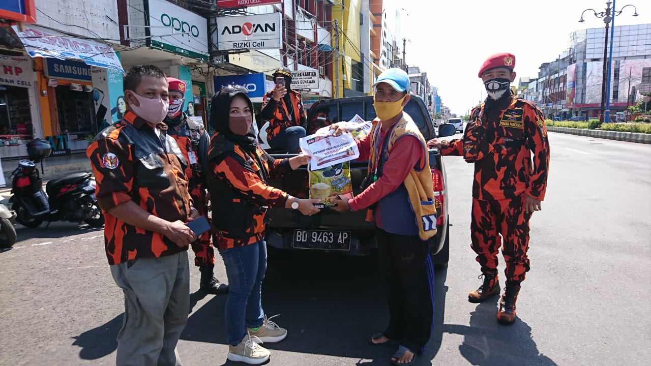 Peduli Dampak Covid-19, Pemuda Pancasila Provinsi Bengkulu Berbagi Beras