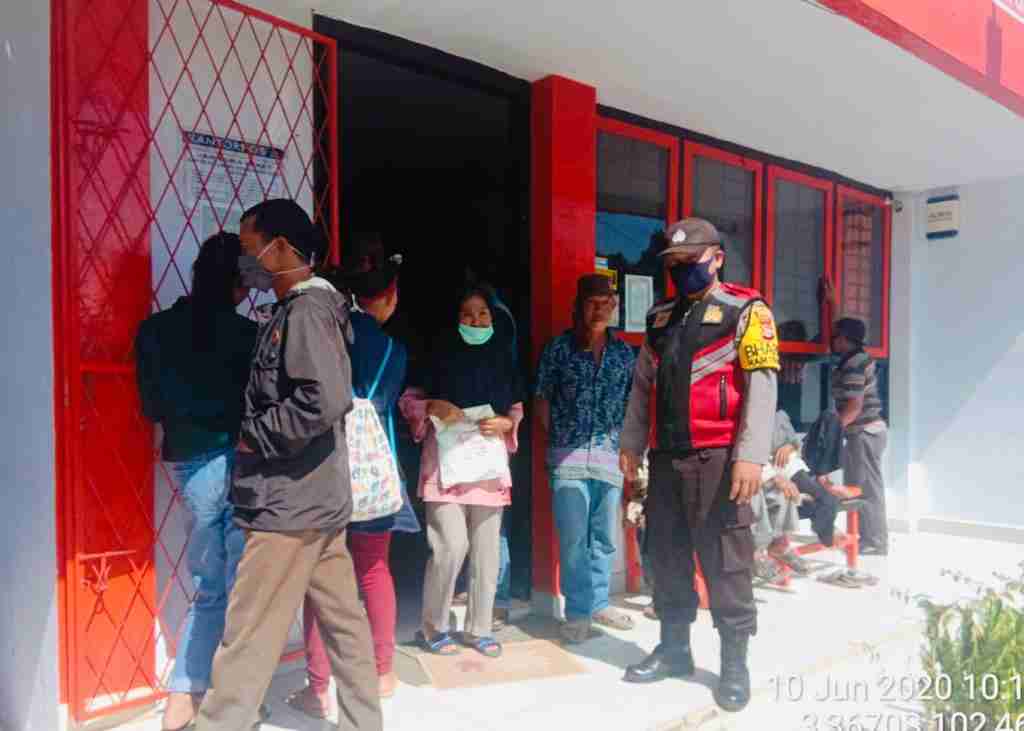 Penyaluran BST di Rejang Lebong Dikawal Polisi