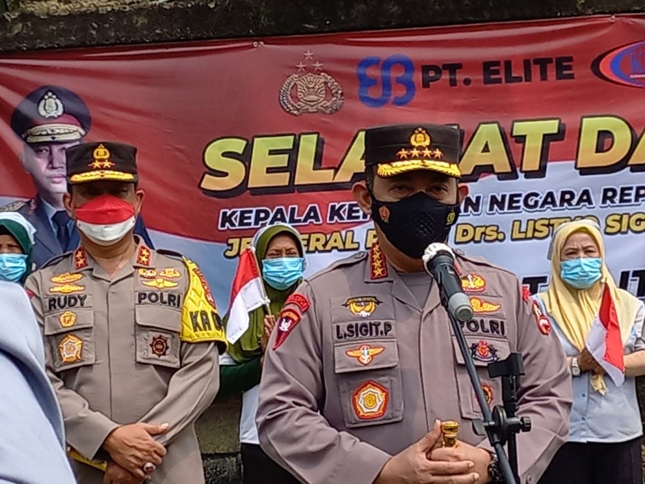 Kapolri Akan Perkuat Akselerasi Vaksinasi di Wilayah Aglomerasi