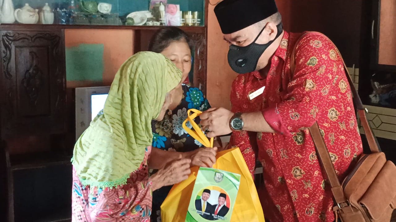 Dinas Perkim dan Pertanahan Provinsi Bengkulu Bagi Sembako