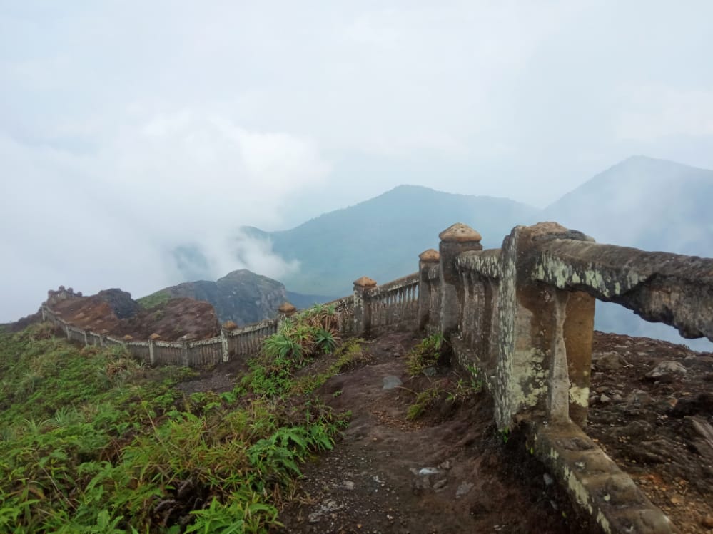 Berwisata ke Sumber Urip, Berwisata ke Alam Mistis