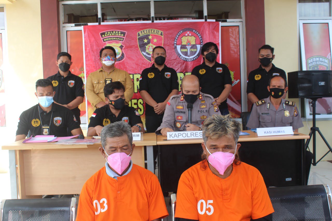 Polres Kepahiang Amankan Dua Tersangka Tambang Ilegal di Lubuk Penyamun