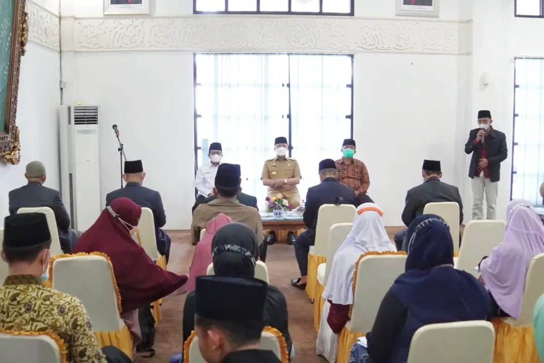 Gubernur Rohidin Lepas Keberangkatan Kafilah STQ Provinsi Bengkulu