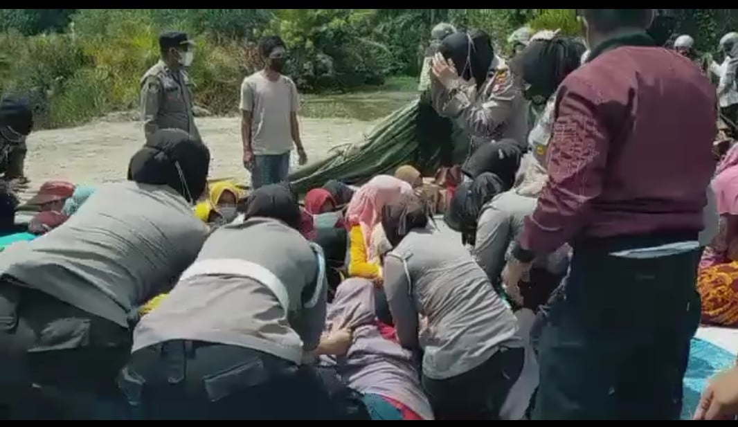Pembubaran Paksa Aksi Tolak Tambang Pasir Besi Seluma Dinilai Brutal