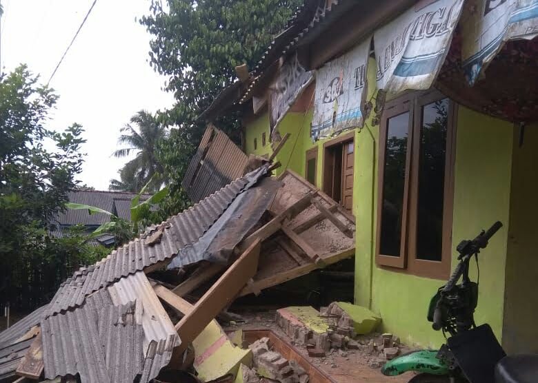 Kondisi Rumah Warga yang terkena dampak gempa bumi banten. Foto, BNPB