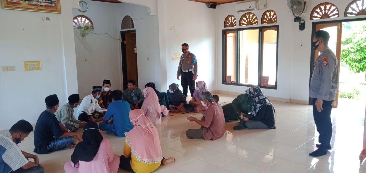 Prosesi pernikahan di Mushalla Miftahul Jannah, Mapolres Mukomuko, Selasa (18/01/2022). Foto, Humas Polda Bengkulu