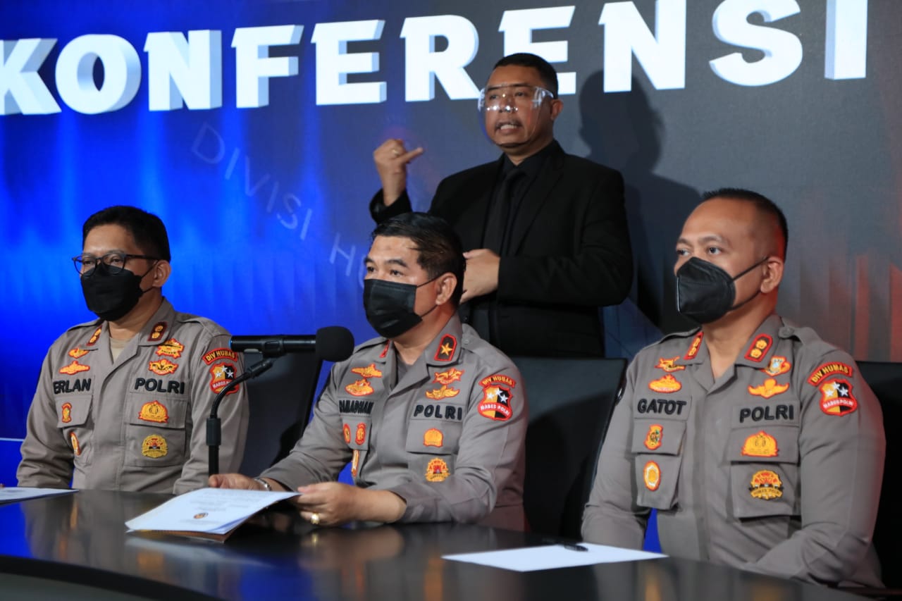 Pemasangan Chip Pelat Nomor Kendaraan Akan Dimulai 2023, Apa Fungsinya?