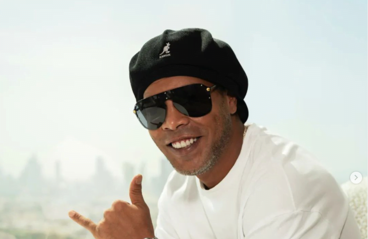 Legenda Sepak Bola Ronaldinho Bakal Perkuat Rans Cilegon