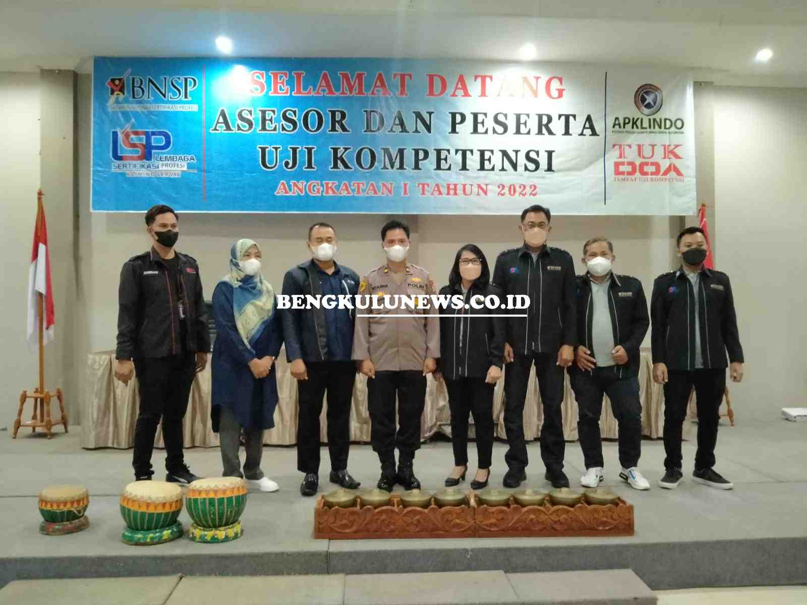 Cleaning Service Bengkulu Dilatih agar Lebih Terampil