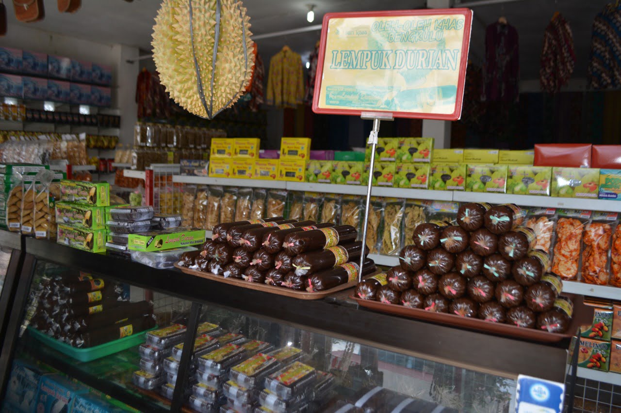 Tujuh Kue Tradisional Khas Bengkulu