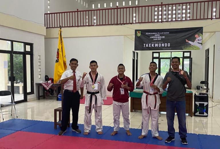 Atlet Taekwondo Bengkulu Raih Medali Emas di Popda Magelang