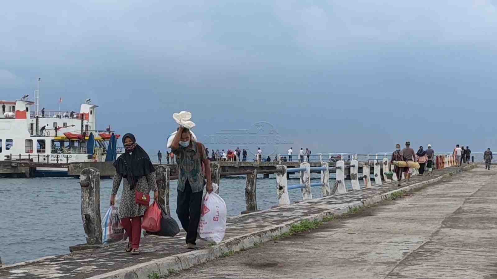 Suasana Pelabuhan di Pulau Enggano. Foto, Dok. Dini/BN