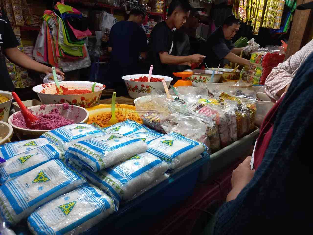 Naik Turun Harga Bumbu Dapur Jelang Lebaran