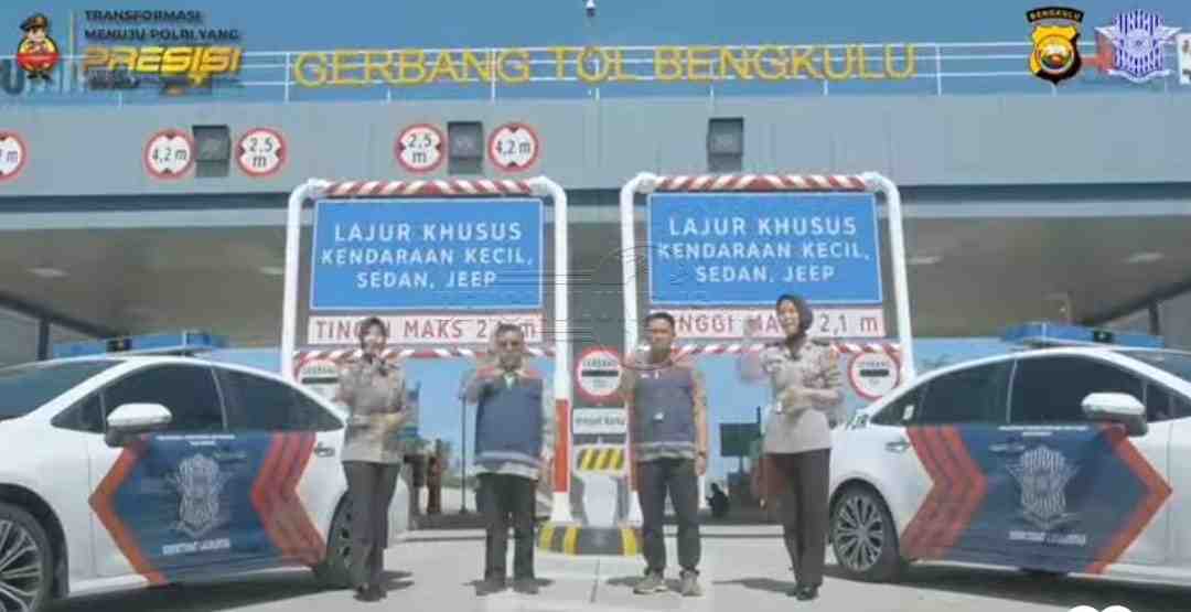 Dokumentasi saat pembukaan jalan tol Bengkulu-Taba Penanjung untuk digunakan pemudik
