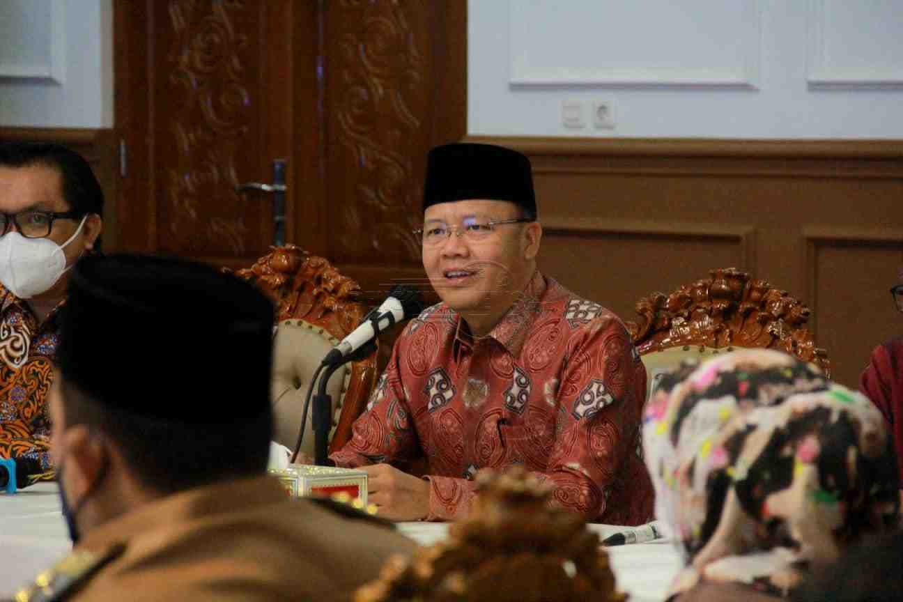 TBS Sawit Anjlok, Gubernur: Presiden Tidak Larang Ekspor CPO, Tapi?
