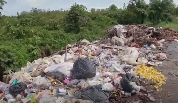 Puluhan Timbunan Sampah Masih Mengotori Kota Bengkulu