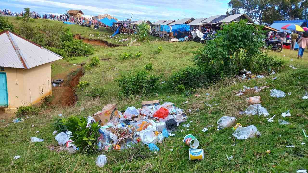 Pemerintah Minta Masyarakat Sadar Bahaya Sampah Plastik