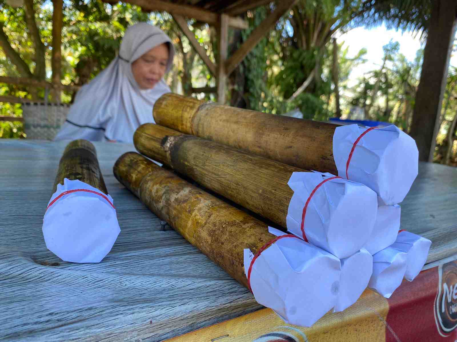 Cerita Erna Jual Lemang Selama Lima Tahun Sampai ke Luar Kota