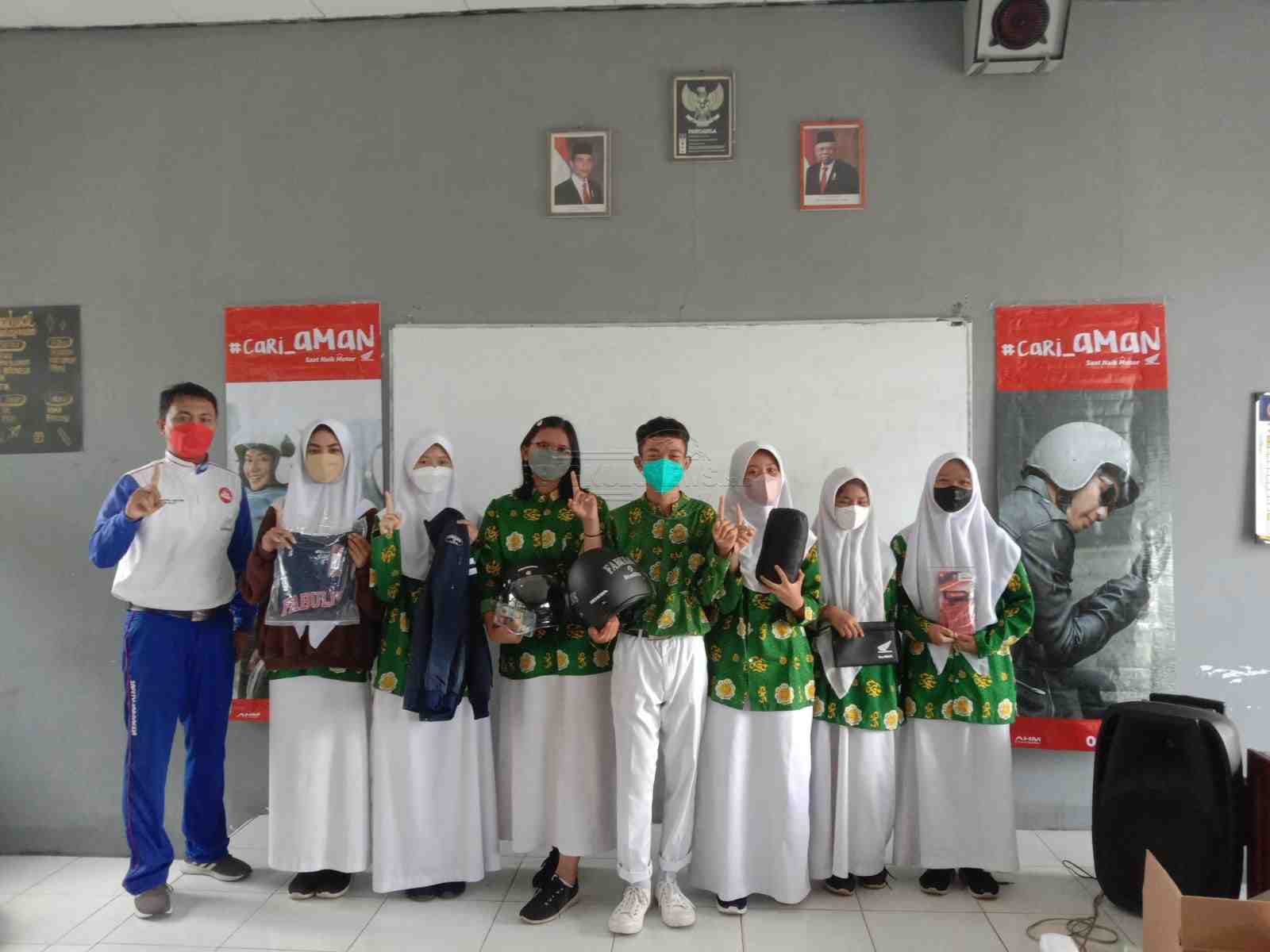 Honda Gelar Edukasi Keselamatan Berkendara di SMA 3 Kota Bengkulu