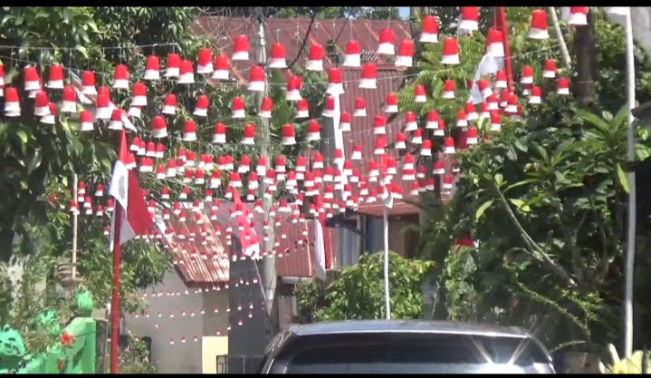 Sambut HUT RI, Komplek Perumahan di Jalan Mahakam Dihiasi Warna Merah Putih