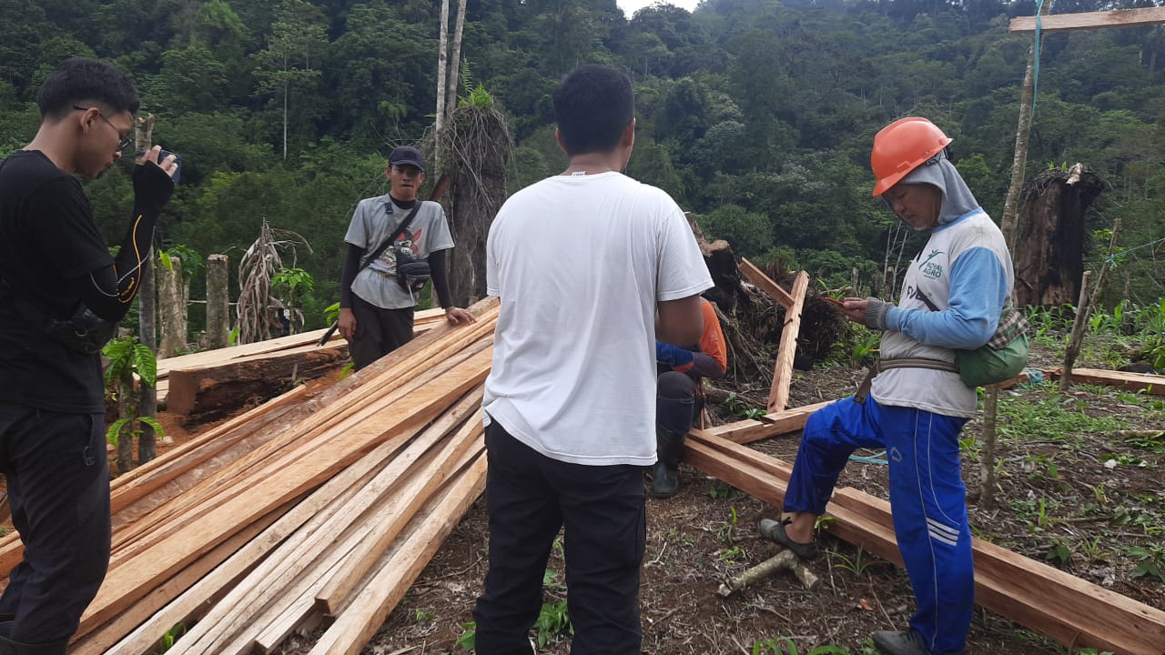 Polda Bengkulu Amankan Belasan Satwa dan Kubik Kayu Dilindungi