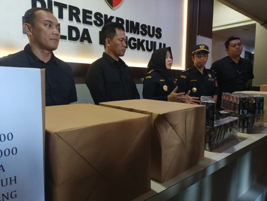 Polda Bengkulu Gagalkan Pengiriman 2,3 Juta Batang Rokok Tanpa Cukai