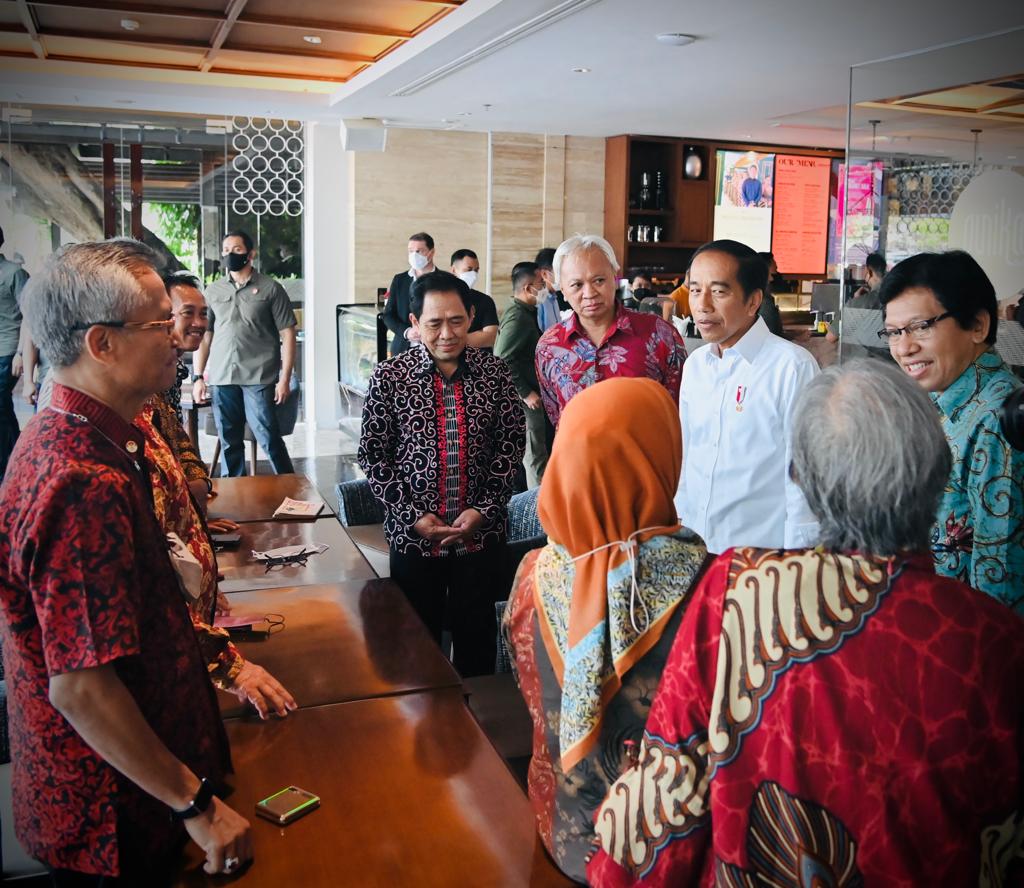 Teman Sejawat Presiden Jokowi saat Kuliah Akui Keaslian Ijazah Sarjana Kehutanan UGM