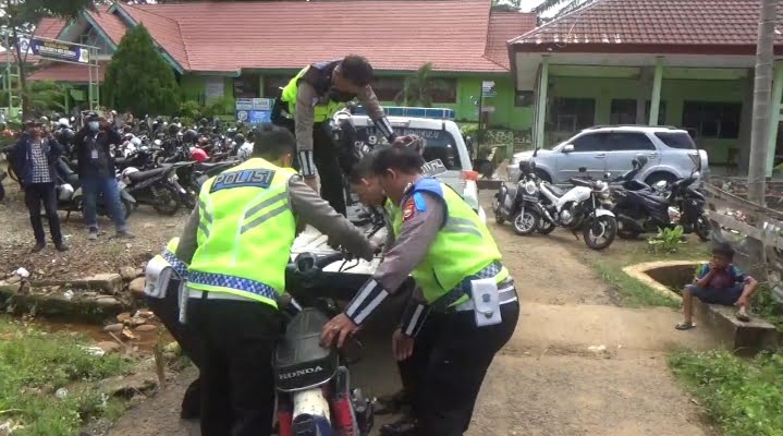 Razia Knalpot Brong di Sekolah, 8 Motor ditilang, 7 Diantaranya Diangkut ke Mapolres Bengkulu