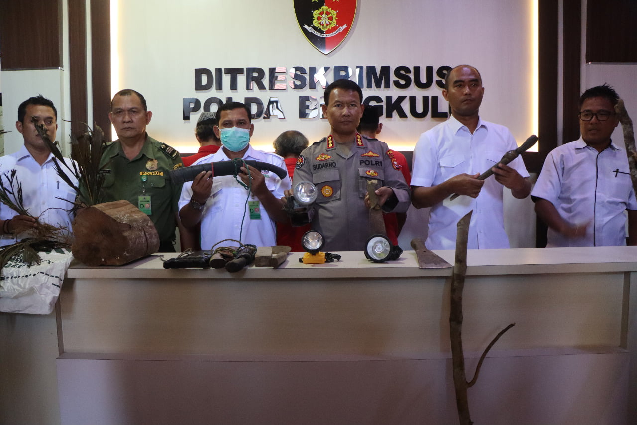 Tiga Warga Bengkulu Utara Ditangkap Rambah Hutan Konservasi