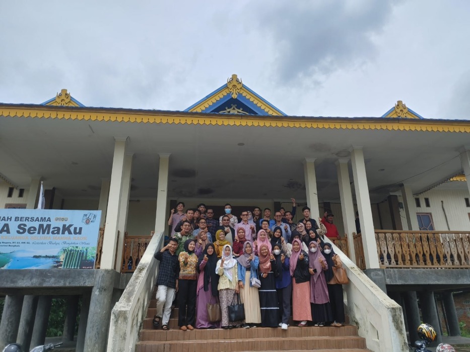 GIBEI PWI Edukasi Pasar Modal ke Pemuda Semaku