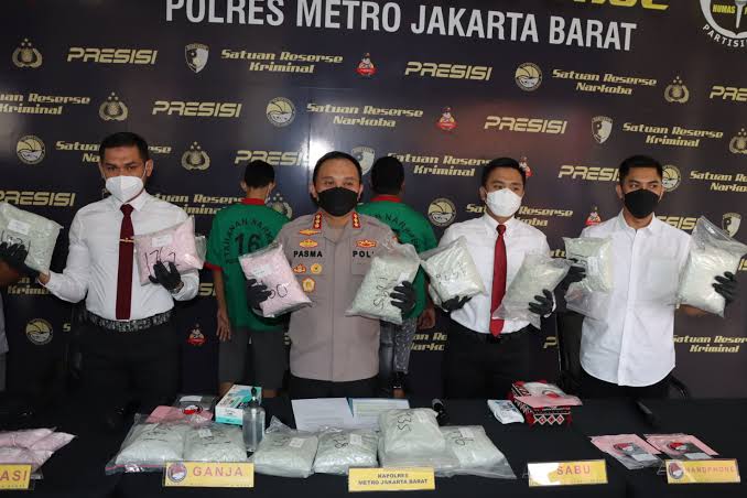 
sumber : Humas Polres Metro Jakarta Barat