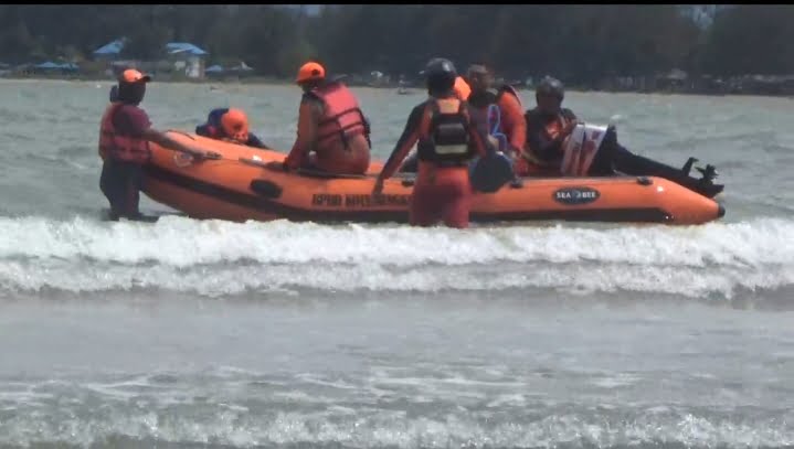 BPBD Kota Bengkulu Simulasi Pertolongan Korban Kecelakaan di Laut