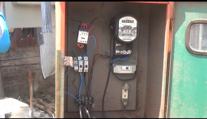 Trafo PLN Dicuri, Listrik Ratusan Rumah Warga di Kelurahan Semarang Padam
