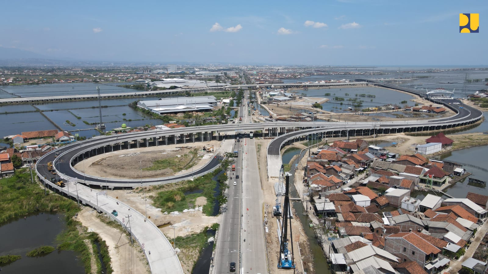 Foto; Menyambut Nataru 2022-2023 Kementerian PUPR memastikan kesiapan infrastruktur dan jembatan yang didukung dengan telah bertambahnya ruas jalan tol beroperasi, termasuk jalan nasional dengan kondisi mantap. (Dok. Kementerian PUPR)