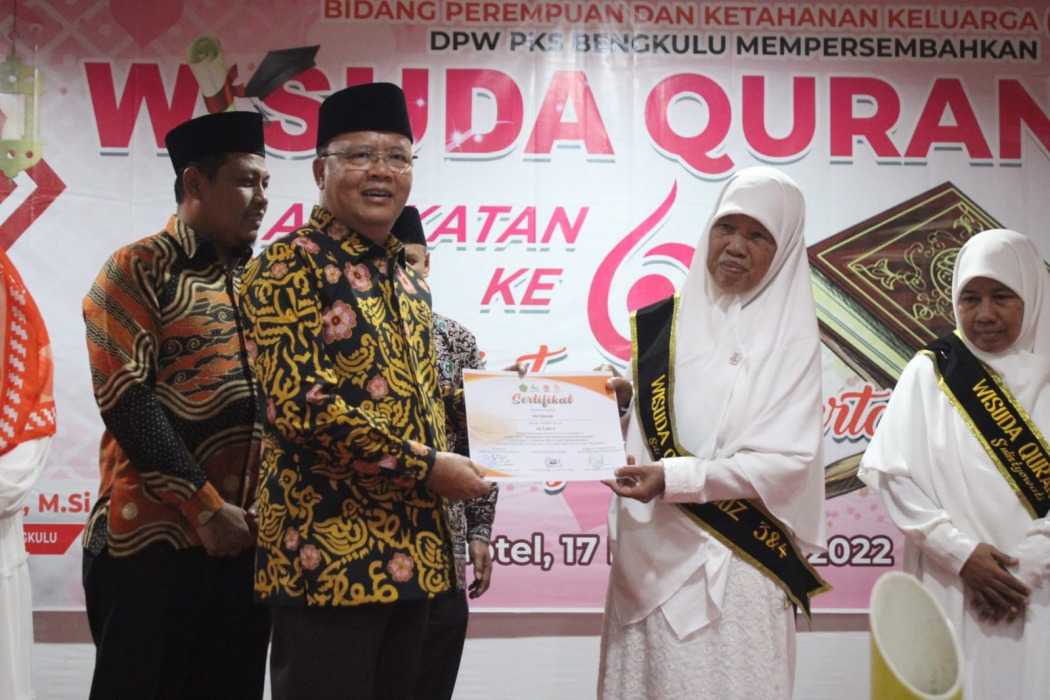 62 Tahfidz Rumah Quran Nusantara Diwisuda
