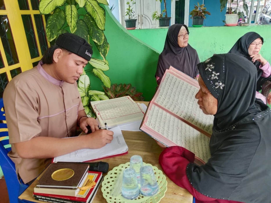 LKSLU Payung Besurek, Tempat Bernaung Para Lansia di Kota Bengkulu