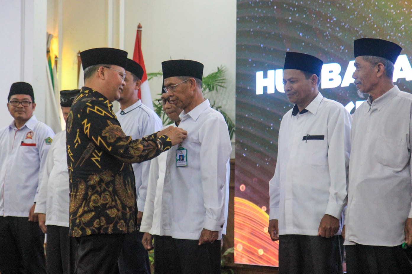 HUT Baznas ke-22 sekaligus Pelantikan 100 Da'i Baznas Provinsi Bengkulu dan Penyerahan Baznas Award, di Gedung Daerah Balai Raya Semarak Bengkulu, Jum'at (20/01). MC