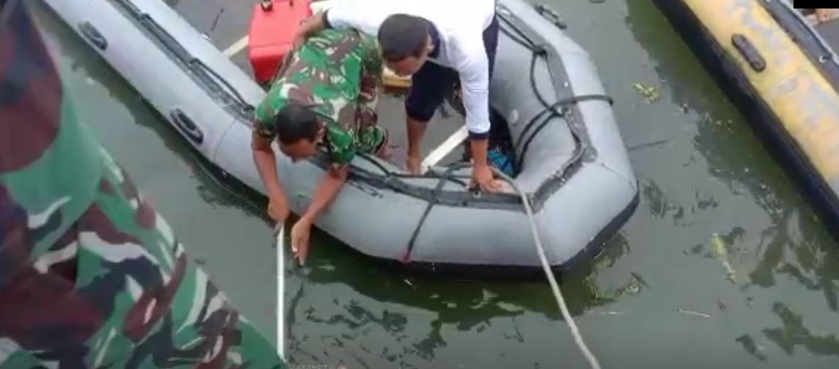 Mayat Tanpa Identitas Ditemukan Mengambang di Areal Pulau Baai