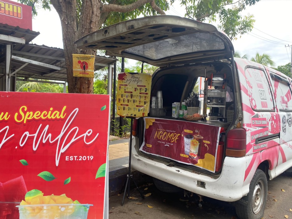 Mengulik Keuntungan Jualan Minuman Menggunakan Mobil